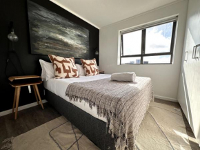 Central Castle Rock Retreat